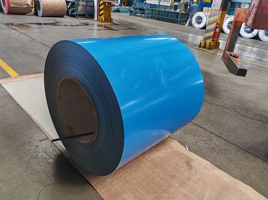 kopen 1250 mm voorgelakt gekleurd staalrol met PE / SMP / HDP / PVDF coating en 10-25 µm toplaag voor dakbedekking en paneeltoepassingen online manufacture