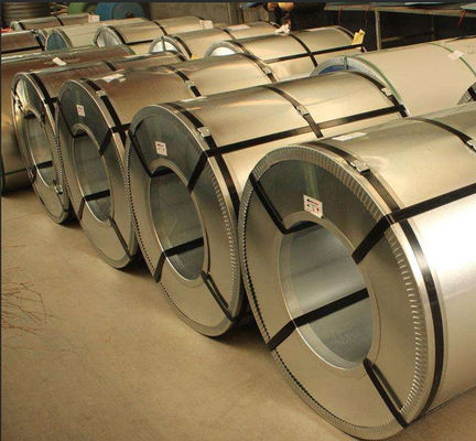 kopen Warm gedompelde gegalvaniseerde stalen spoelen met 3-8 MT spoelgewicht, 1000-1250 mm breedte en Z60-Z275 zinkcoating voor bouw en automobiel online manufacture