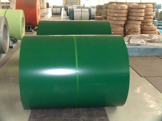 kopen Z60Z275 Voorgeverfde gegalvaniseerde stalen spoel 0,20-1,0 mm met 750-1250 mm breedte voor dakplaten en gebouwpanelen online manufacture