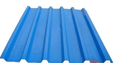 kopen De aangepaste VOORAF GEVERFTE Golfbladen van het staaldak voor de bouw van versiering plooiden de Bladen van het Staaldak online manufacture