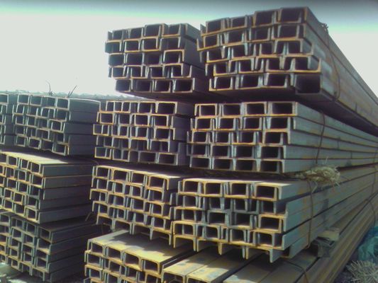 kopen Warmgewalst U-balk Q235 Q345 SS400 A36 Structurele kanaalstaal online manufacture