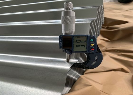 kopen SGCH Regular Spangle gegolfde gegalvaniseerde dakplaat met een effectieve breedte van 650 mm en een zinkcoating van 60 ‰ 275 g/m2 online manufacture