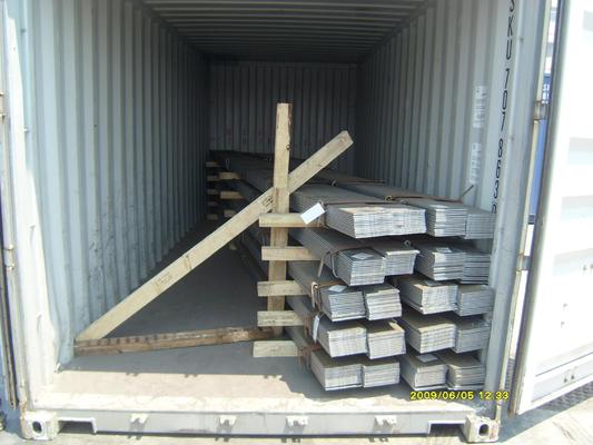 Kopen 25–180 mm warmgewalste platte staaf Q195 Q215 Q235 vlakke staaf van zacht staal online manufacture