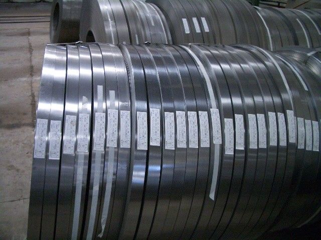 JIS G 3141 SPCC / SPCD / SPCE koudgewalste stalen strip met molenrand en spleetrand