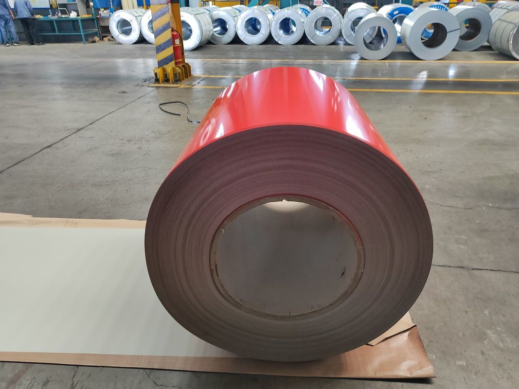 DX51D+Z Voorgeverfde gegalvaniseerde stalen spoel met een bovenkleuring van 1025 μm en een dikte van 0,11 1,2 mm voor constructiepanelen