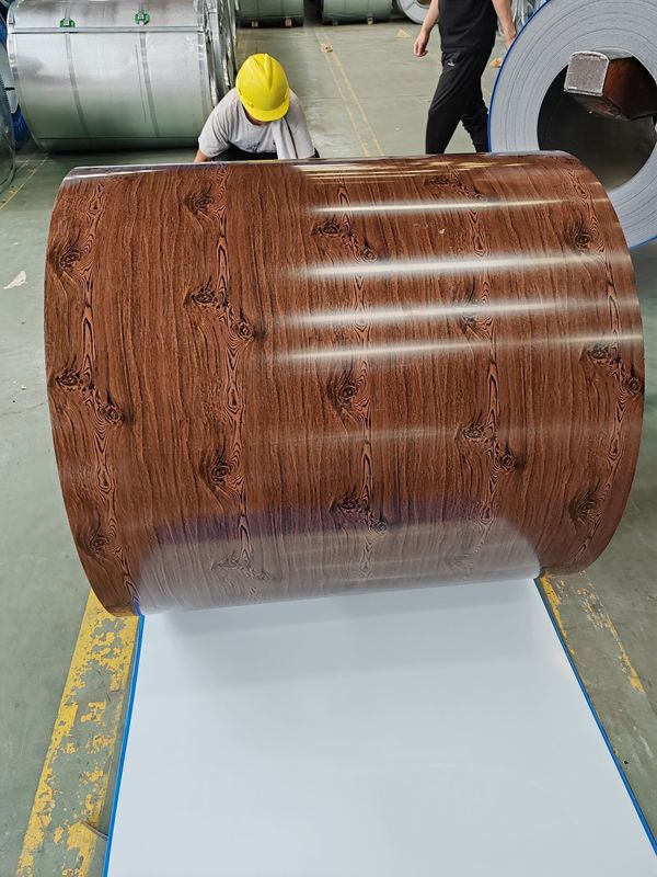1250mm Voorgelakte Kleurstaalrol met 180-320MPa Vloeigrens en PE / SMP / HDP / PVDF Coating voor Buitenpanelen