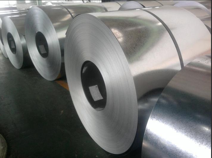 Hoge sterkte warm gedompelde gegalvaniseerde stalen spoel Z60  Z275 voor industriële verwerking en fabricage