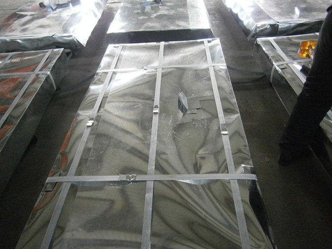 Regelmatige Spangle gegolfde gegalvaniseerde dakplaat SGCC / G550 met JIS G3302 standaard voor industriële en civiele gebouwen