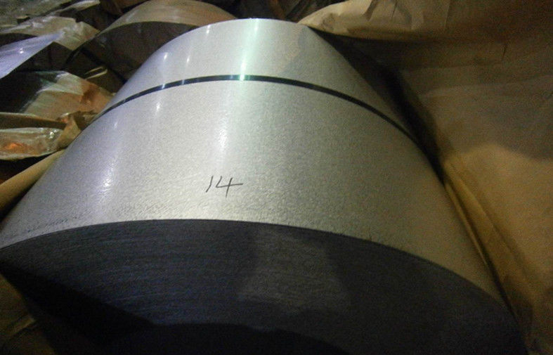 Zinkgecoate warmgedoopte gegalvaniseerde stalen spoel van 914 ∼1250 mm met 40 ∼275 g/m2 coating voor apparatuur, bouw en industrieel gebruik