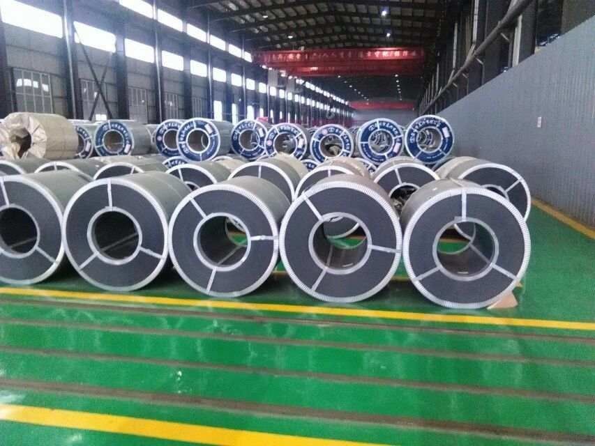 0.15·3.0 mm diepgetrokken en volledig hard koudgewalste stalen spoel DC03 DC04 SPCC met 750·1250 mm breedte voor industriële panelen en vormtoepassingen