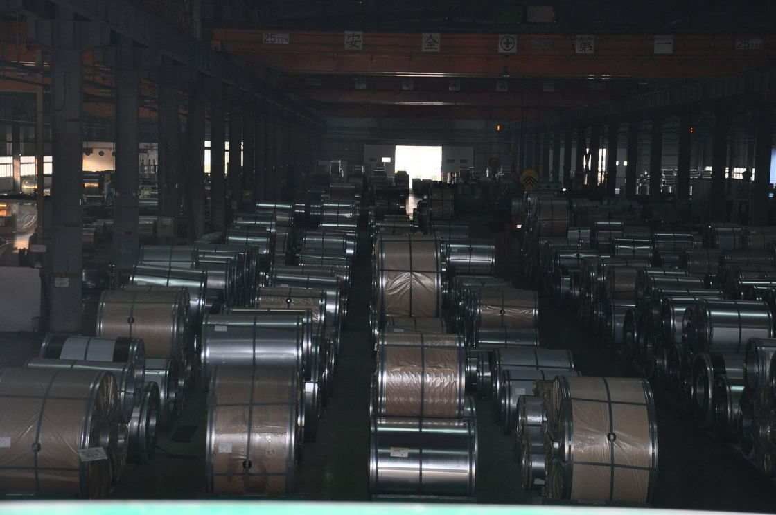 0.15·3.0 mm diepgetrokken en volledig hard koudgewalste stalen spoel DC03 DC04 SPCC met 750·1250 mm breedte voor industriële panelen en vormtoepassingen
