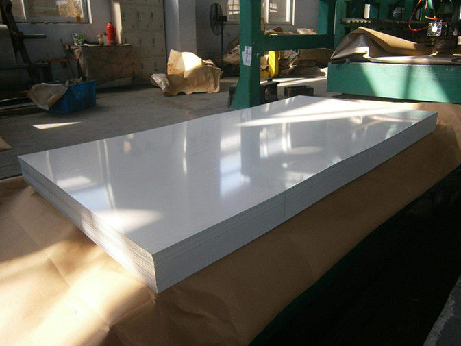LFQ voorgeverfde stalen plaat 0,18 ∼1,20 mm 700 ∼1250 mm voor dak- en gebouwpanelen