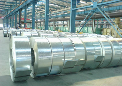 Z10  Z27 Warm gedompelde gegalvaniseerde koolstofstaalstrook 400 mm voor het maken en bouwen van buizen