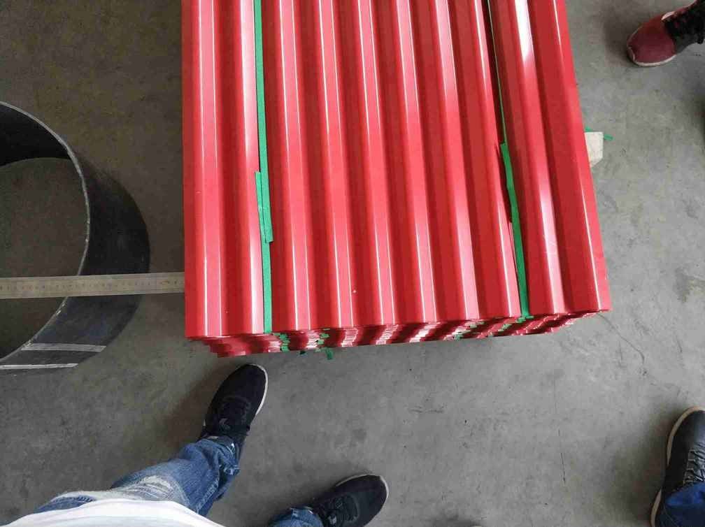 lichtgewicht, met kleur gecoate gegolfde plaatmetalen panelen voor dak- en wandbekleding