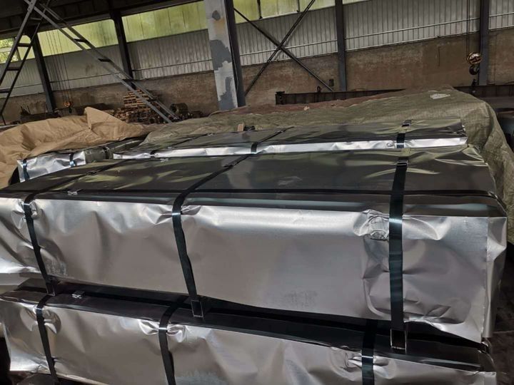 lichtgewicht, met kleur gecoate gegolfde plaatmetalen panelen voor dak- en wandbekleding