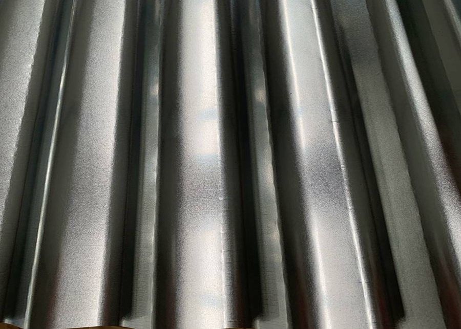 0.14mm SGCH Full Hard Galvanized Corrugated Roof Panel met 1050mm effectieve breedte en 30 ‰ 275 g/m2 Zinkcoating