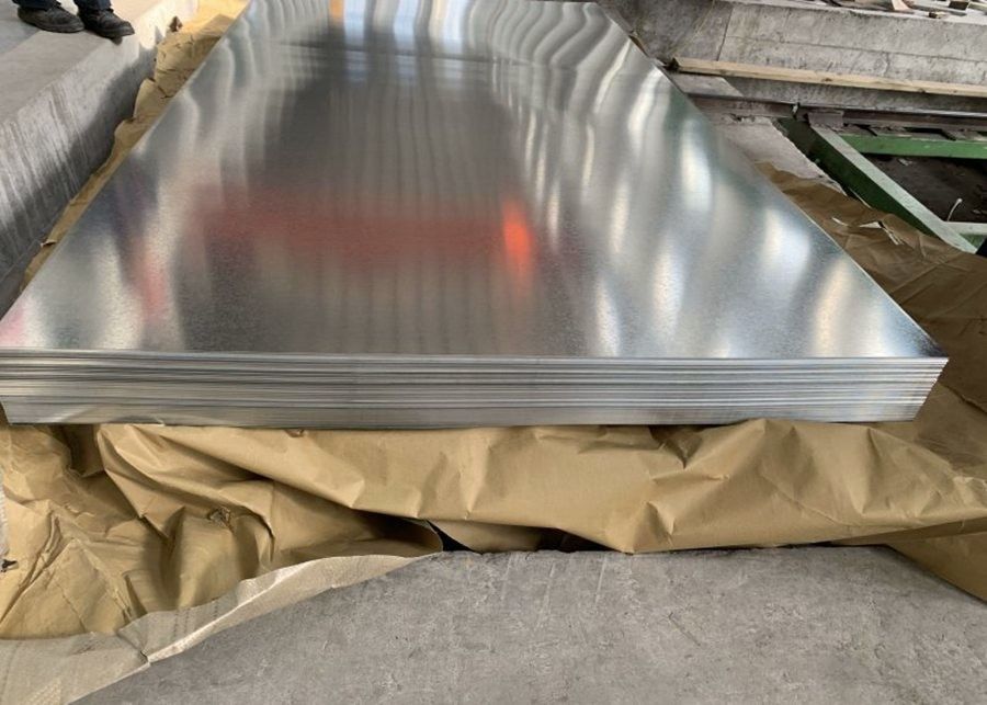 0.3·3.0mm Grote spangels warm gedompelde gegalvaniseerde staalplaat 35·1250mm Breedte voor buitenwandbekleding