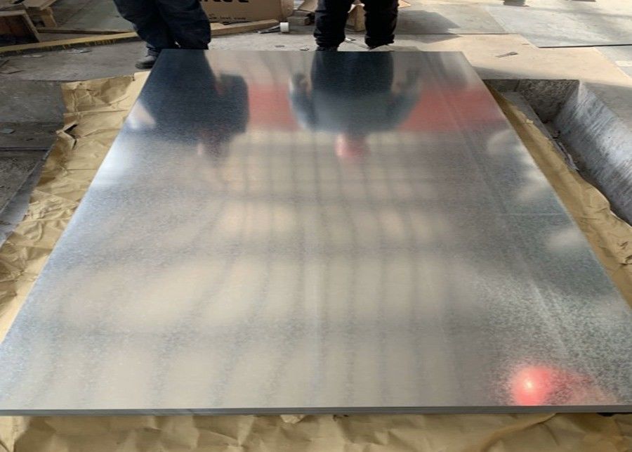 0.15·3.8mm Z275 Warm gedompeld gegalvaniseerd staalplaat Regular Spangle SGCC DX51D voor container- en bouwtoepassingen