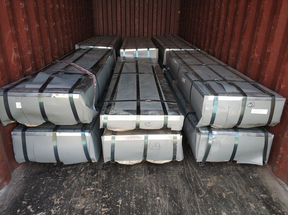 SGCH Regular Spangle gegolfde gegalvaniseerde dakplaat met een effectieve breedte van 650 mm en een zinkcoating van 60 ‰ 275 g/m2
