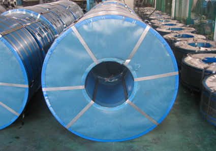 750–1250 mm verzinkte staalrol, warm verzinkt, met spangelfinish voor constructie en industriële fabricage